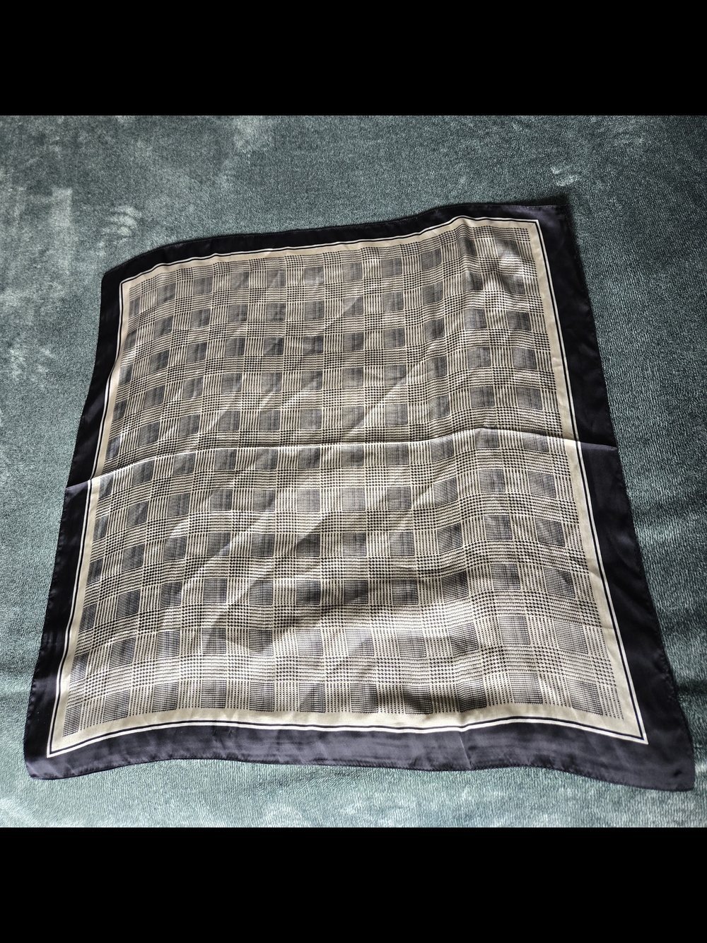 Black & Cream Satin Scarf